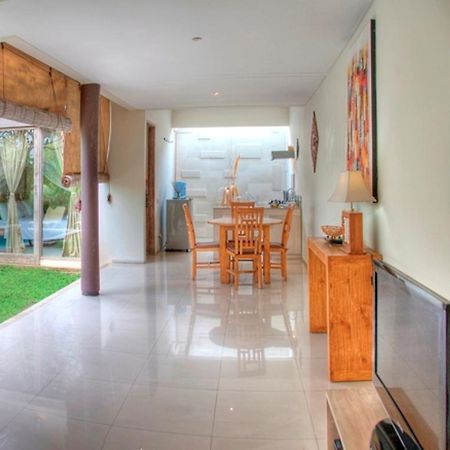 Villa Lestari Seminyak Oda fotoğraf